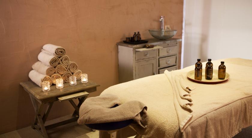 Imagen de los interiores del Hotel Camvillia Resort and Spa. Foto 9