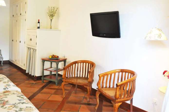 Imagen de la habitación del Hotel Can Arabi. Foto 7