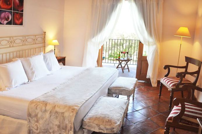 Imagen de la habitación del Hotel Can Arabi. Foto 8