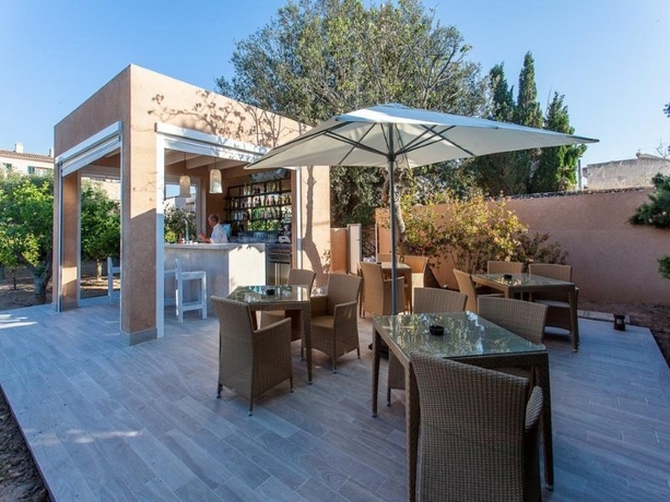 Imagen del bar/restaurante del Hotel Ca'n Bonico. Foto 7