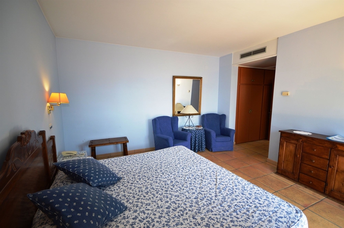 Imagen de la habitación del Hotel Can Ceret. Foto 10