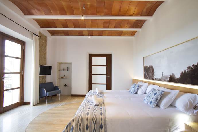 Imagen de la habitación del Hotel Can Cota Suites and Spa - Turismo de interior. Foto 5