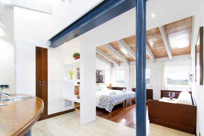 Imagen de la habitación del Hotel Can Cota Suites and Spa - Turismo de interior. Foto 9