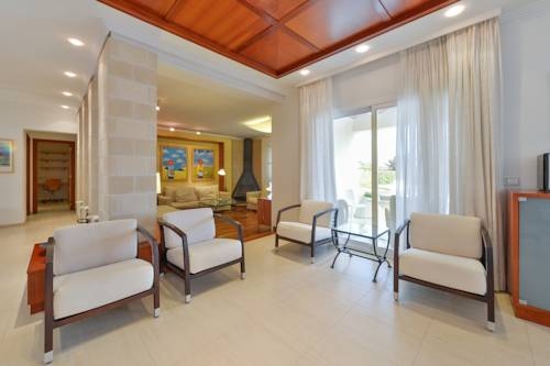 Imagen de los interiores del Hotel Can Fluxa. Foto 7