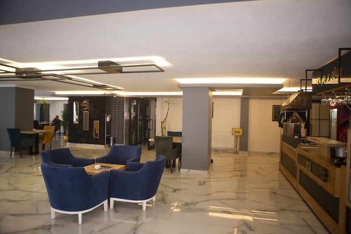 Imagen del bar/restaurante del Hotel Can Grand Hotel. Foto 3