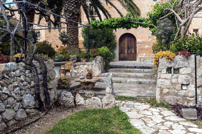 Imagen de los exteriores del Hotel Can Guillo. Foto 17