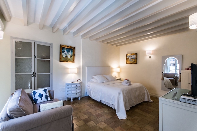 Imagen de la habitación del Hotel Can Isabel. Foto 6