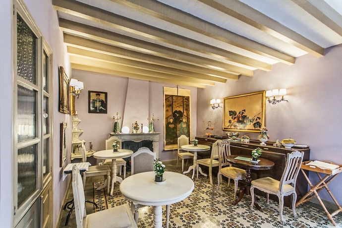 Imagen del bar/restaurante del Hotel Can Isabel. Foto 3