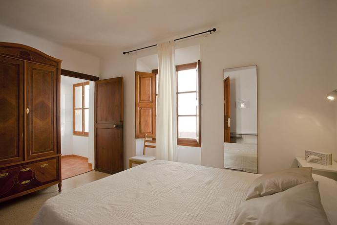 Imagen de la habitación del Hotel Can Moragues De S&oacute;ller. Foto 10