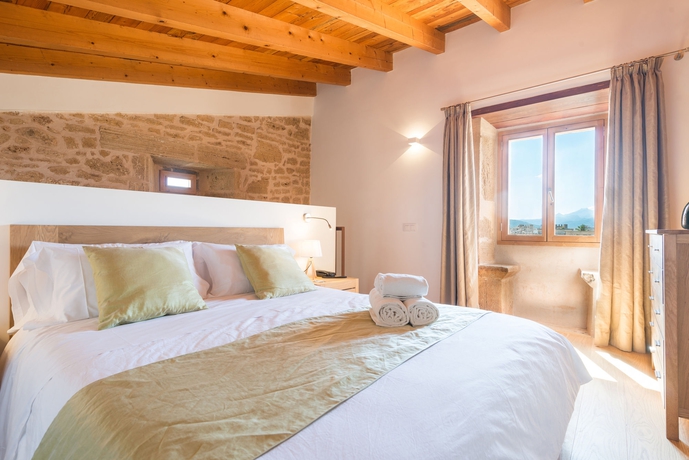 Imagen de la habitación del Hotel Can Mostatxins. Foto 9