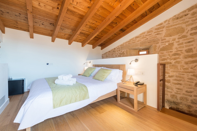 Imagen de la habitación del Hotel Can Mostatxins. Foto 10