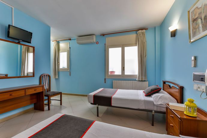 Imagen de la habitación del Hotel Can Peixan. Foto 2