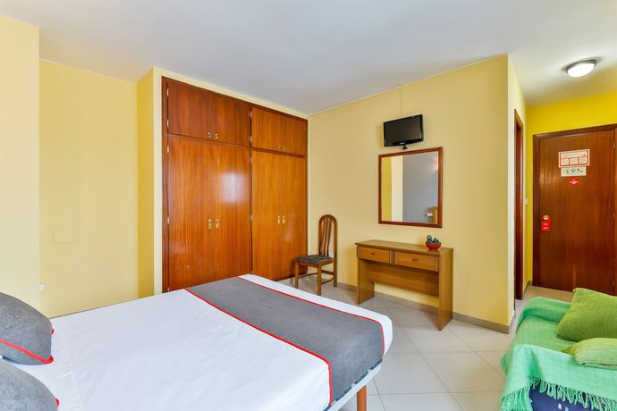 Imagen de la habitación del Hotel Can Peixan. Foto 10