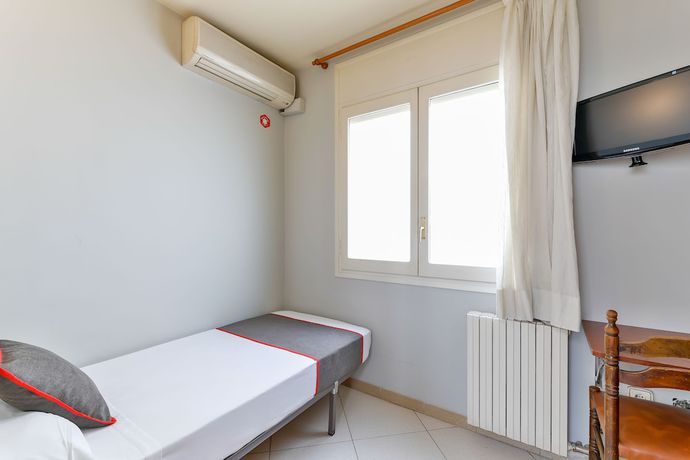 Imagen de la habitación del Hotel Can Peixan. Foto 12