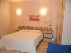 Imagen de la habitación del Hotel Can Puig. Foto 5