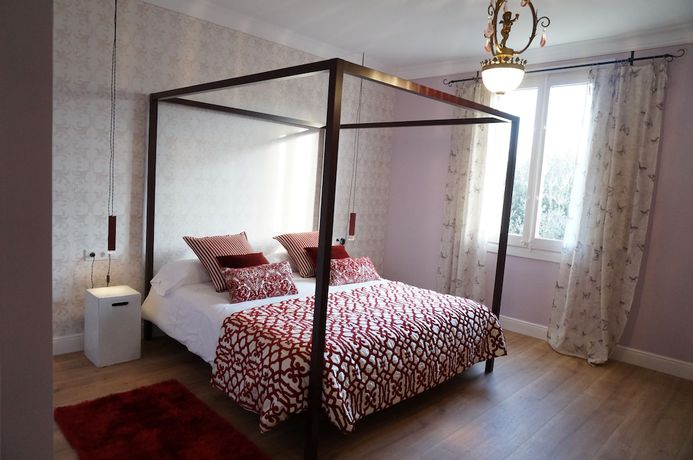 Imagen de la habitación del Hotel Can Ribalta. Foto 9