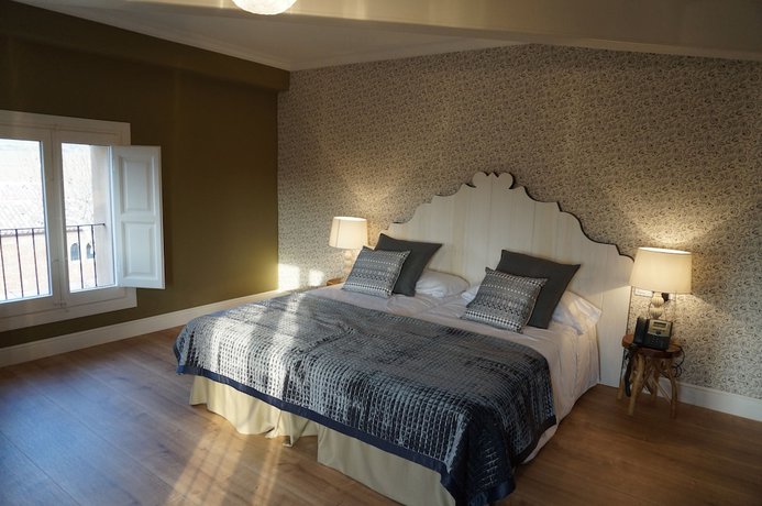 Imagen de la habitación del Hotel Can Ribalta. Foto 11