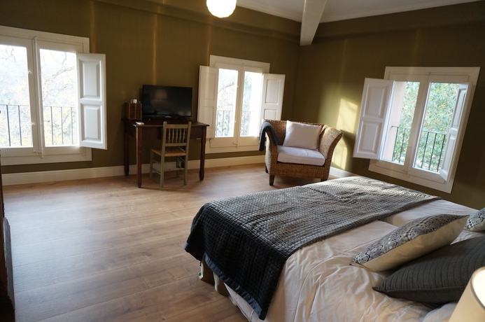 Imagen de la habitación del Hotel Can Ribalta. Foto 16