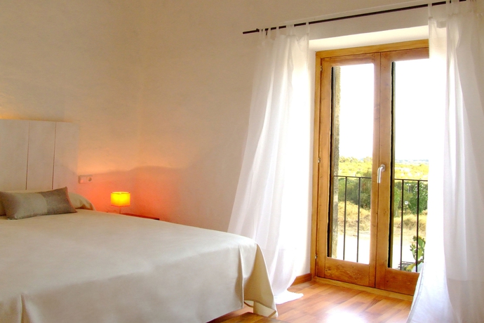 Imagen de la habitación del Hotel Ca'n Riera. Foto 5