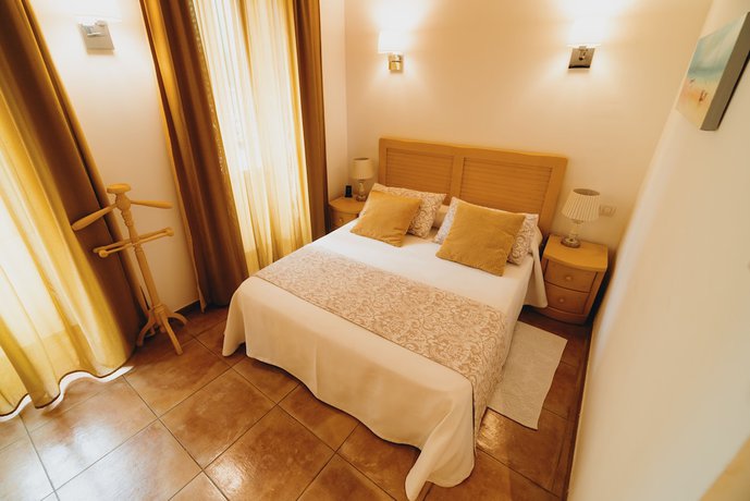 Imagen de la habitación del Hotel Can Serrete. Foto 7