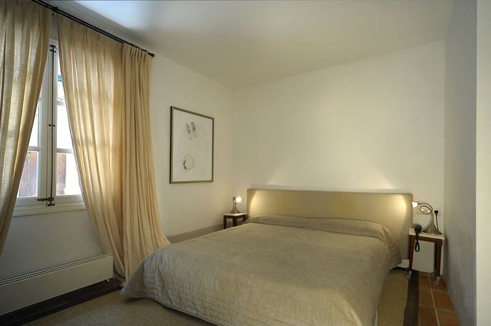 Imagen de la habitación del Hotel Can Verdera. Foto 6