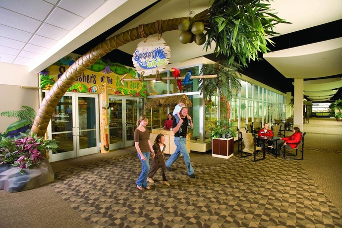 Imagen de los interiores del Hotel Canad Inns Destination Center Grand Forks. Foto 17