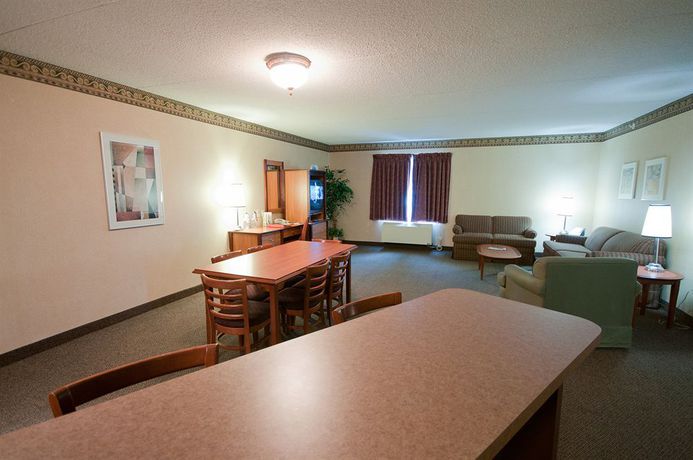 Imagen de la habitación del Hotel Canad Inns Destination Centre Club Regent Casino. Foto 4