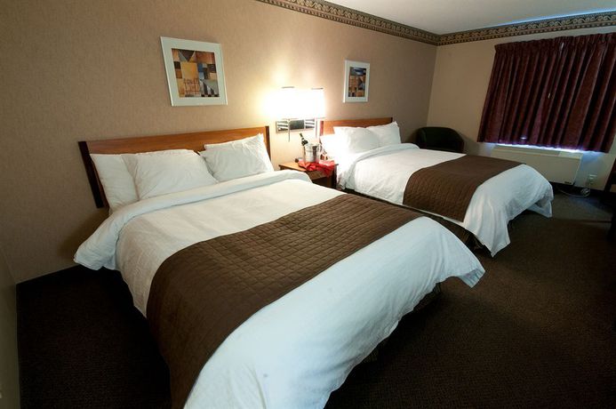 Imagen de la habitación del Hotel Canad Inns Destination Centre Club Regent Casino. Foto 6