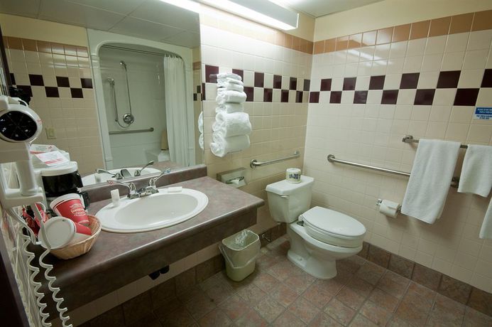 Imagen de los interiores del Hotel Canad Inns Destination Centre Club Regent Casino. Foto 13