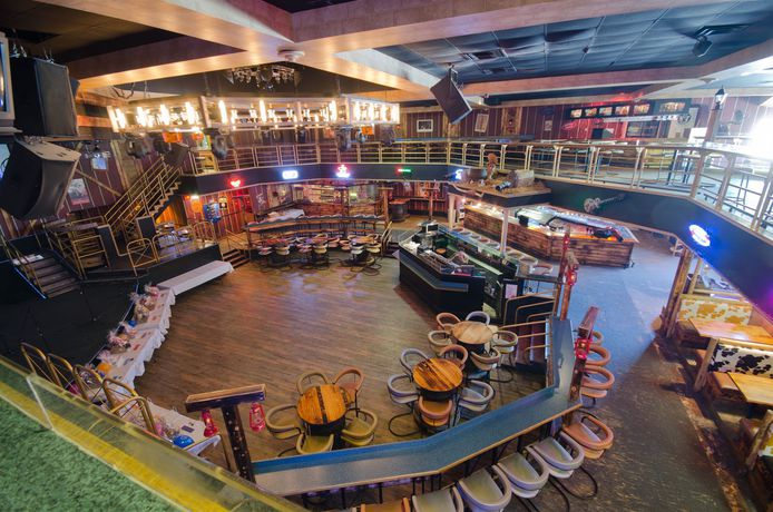 Imagen de los interiores del Hotel Canad Inns Destination Centre Windsor Park. Foto 10
