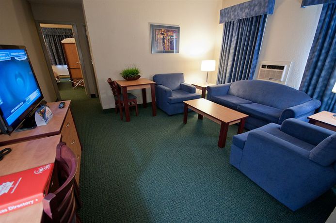 Imagen de los interiores del Hotel Canad Inns Destination Centre Windsor Park. Foto 14