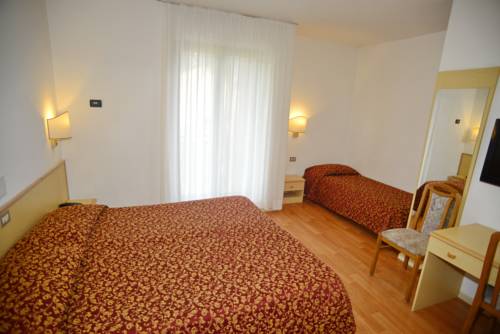 Imagen de la habitación del Hotel Canada, Alpes Italianos. Foto 5