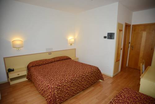 Imagen de la habitación del Hotel Canada, Alpes Italianos. Foto 6