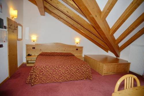 Imagen de la habitación del Hotel Canada, Alpes Italianos. Foto 9