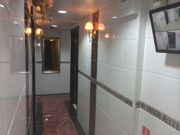 Imagen de los interiores del Hotel Canada, Chung King Mansion. Foto 16