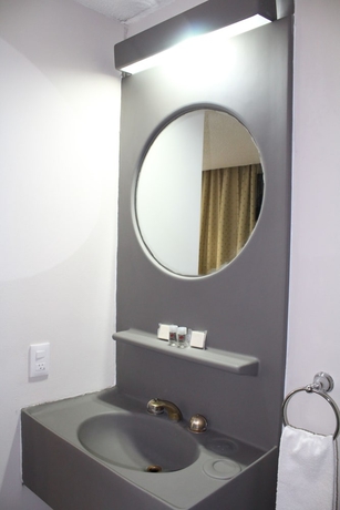 Imagen de la habitación del Hotel Canada, Ciudad de México. Foto 8