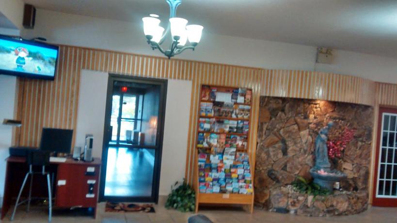 Imagen general del Hotel Canada Continental. Foto 9