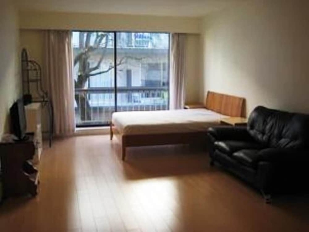 Imagen de la habitación del Hotel Canada Easy Lodge. Foto 4