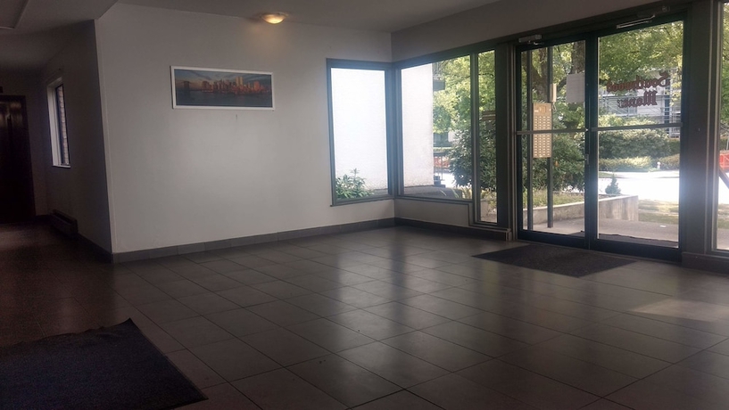 Imagen de los interiores del Hotel Canada Easy Lodge. Foto 15