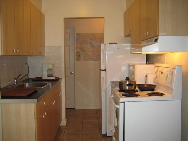 Imagen de la habitación del Hotel Canada Easy Lodge. Foto 9