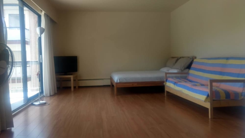 Imagen de la habitación del Hotel Canada Easy Lodge. Foto 11