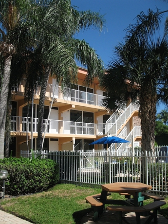 Imagen general del Hotel Canada House Beach Club Resort. Foto 1
