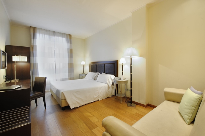 Imagen de la habitación del Hotel Canada, Milán. Foto 9