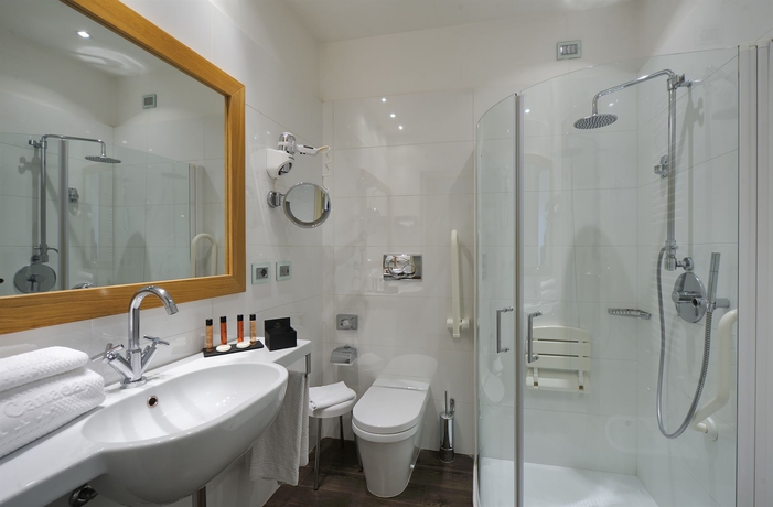 Imagen de la habitación del Hotel Canada, Milán. Foto 11