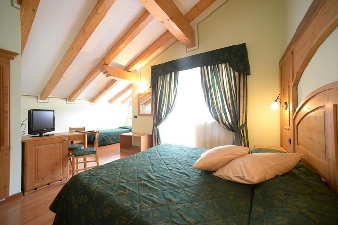 Imagen de la habitación del Hotel Canada, Pinzolo. Foto 11