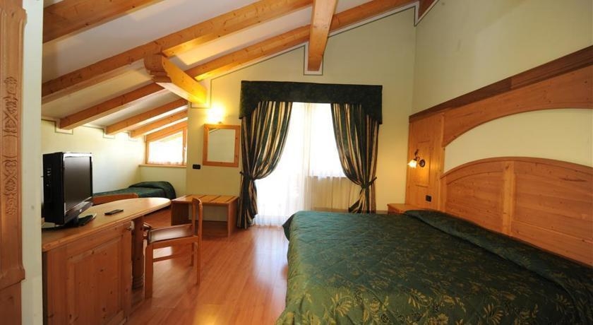 Imagen de la habitación del Hotel Canada, Pinzolo. Foto 13