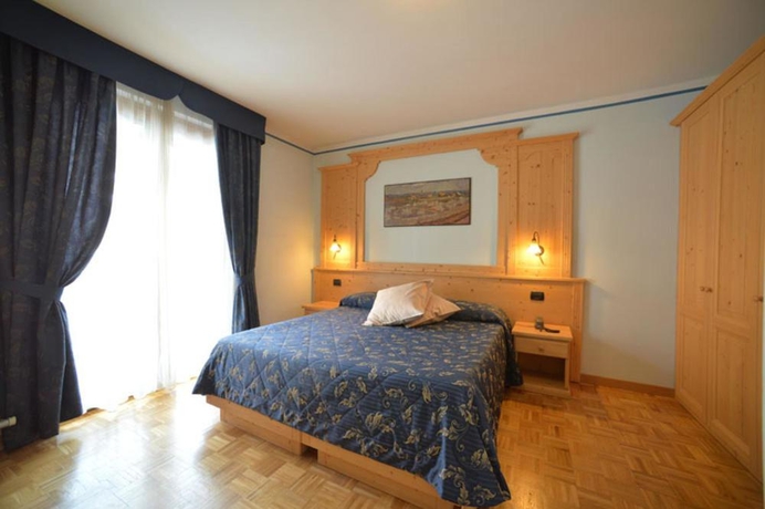 Imagen de la habitación del Hotel Canada, Pinzolo. Foto 14