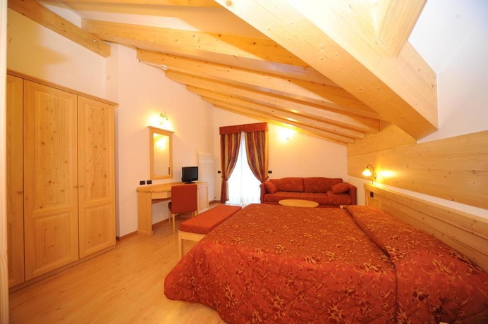 Imagen de la habitación del Hotel Canada, Pinzolo. Foto 15