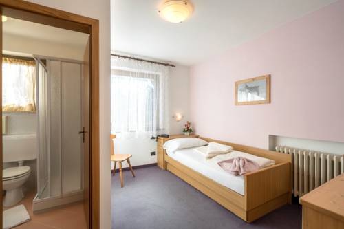 Imagen de la habitación del Hotel Canada, Predazzo. Foto 9