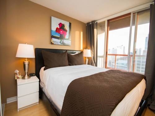 Imagen general del Hotel Canada Suites On Bay. Foto 3